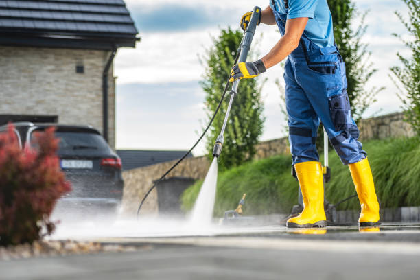 Why Choose Our Certified Pressure Washing Experts for Your Project Needs in Johnson, AR?